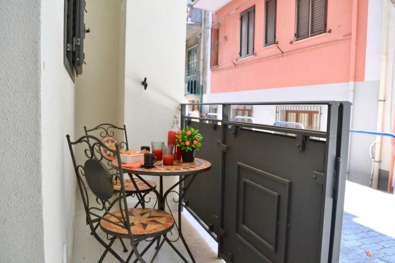 I Pupi - Sicilian Apartment Giardini Naxos Eksteriør bilde